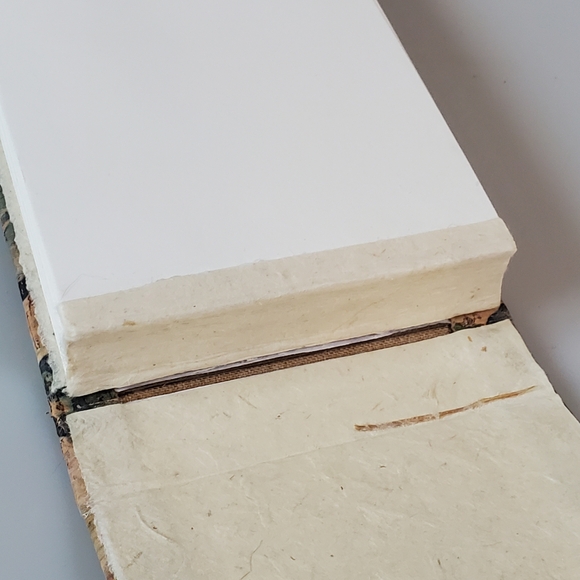 Handmade Artisan Butterfly 🦋 Cork-Cover Sketchbook Journal - Picture 4 of 7